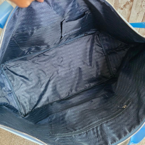 Moschino Blue Black Gradient Logo Duffel Travel Bag - Picture 8 of 8